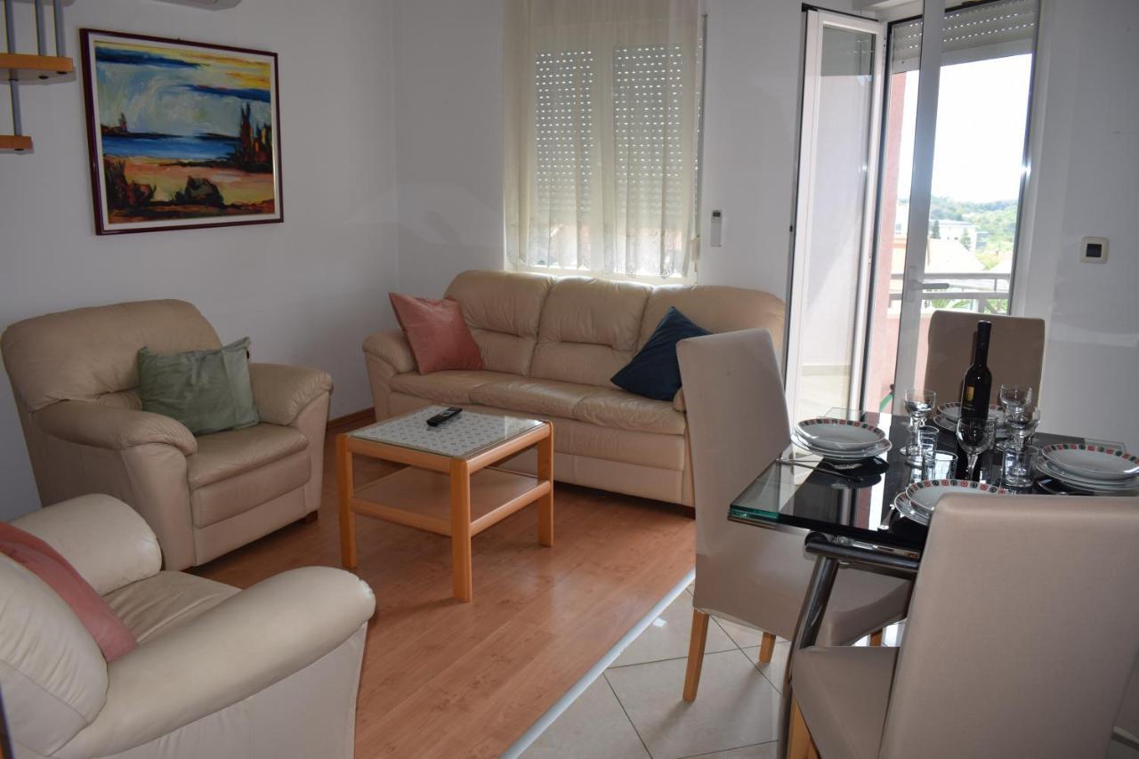 Esperanza Apartment Pola Esterno foto
