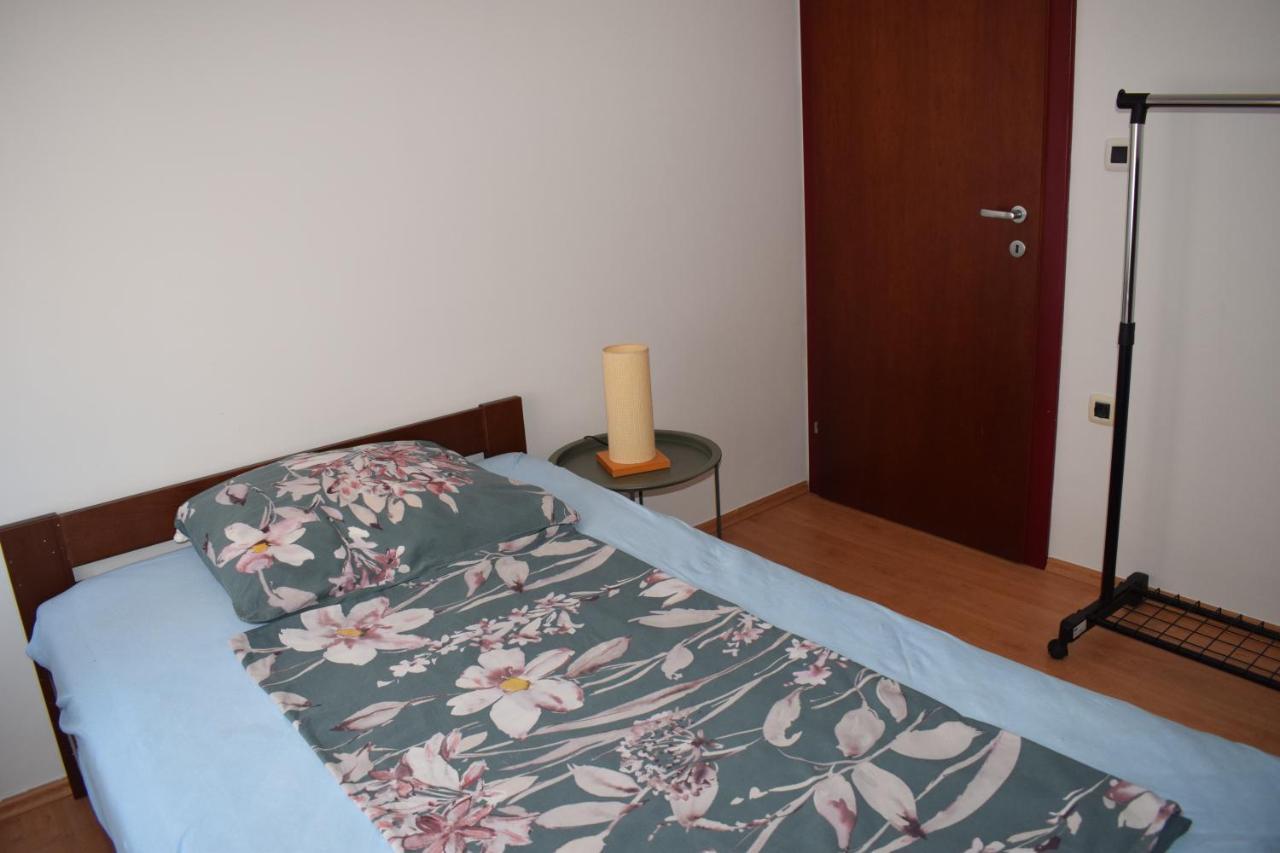 Esperanza Apartment Pola Esterno foto